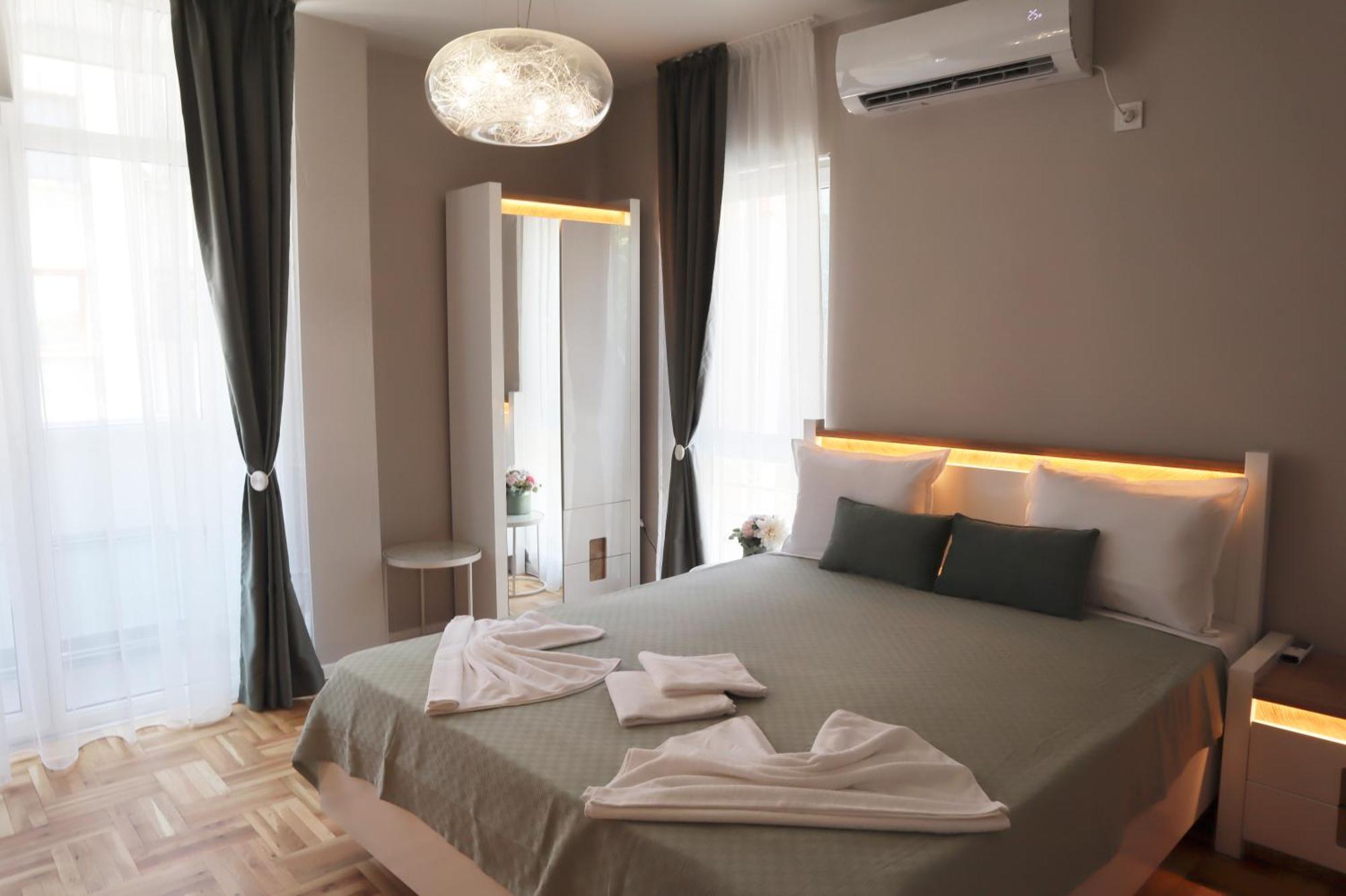 Studios Near To Burgas Free University Exterior photo